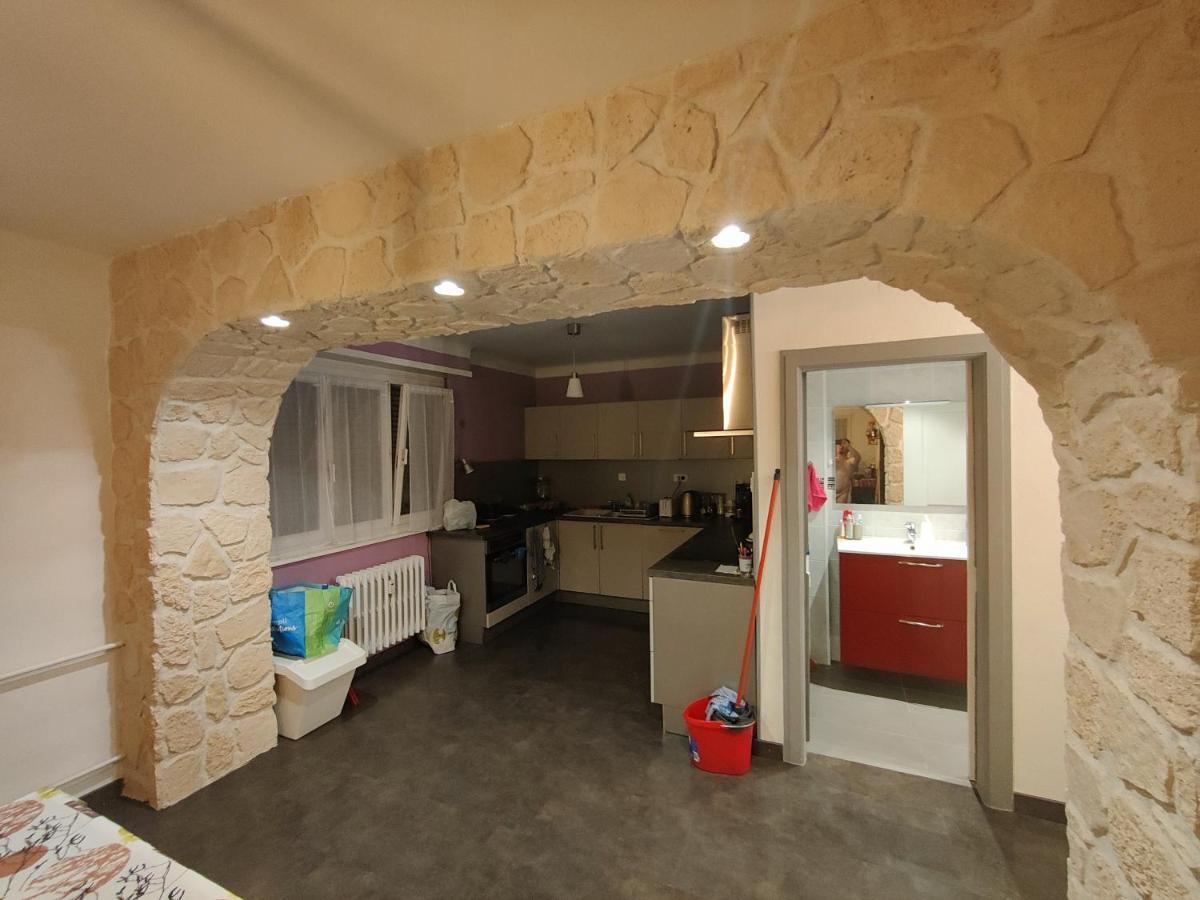 Tres Grand De 76m2 A Straatsburg